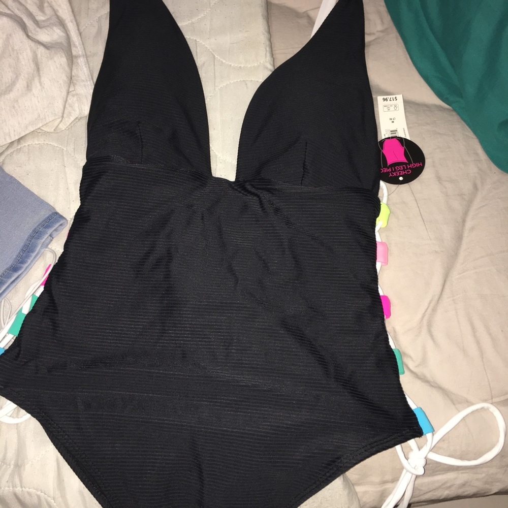 One piece baby suit